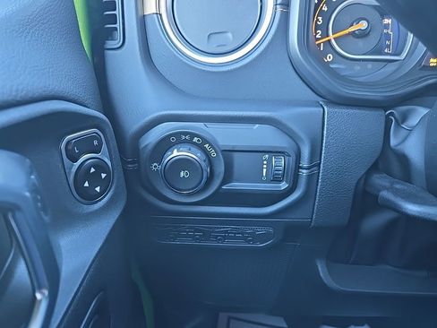 New 2026 Jeep Wrangler Sahara AWD/4WD image 44