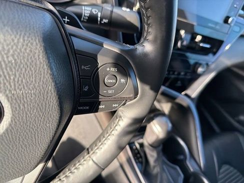 Used 2022 Toyota Camry SE w/ Audio Upgrade Package image 18