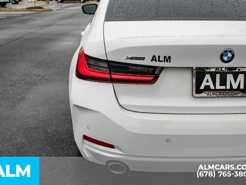 Used 2023 BMW 330i xDrive Sedan w/ Premium Package AWD/4WD image 12