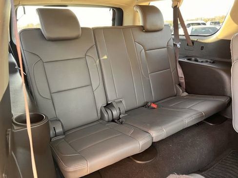 Used 2019 GMC Yukon XL Denali w/ Open Road Package image 32