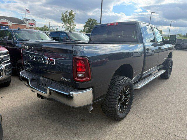 Used 2026 RAM 2500 Big Horn AWD/4WD image 4