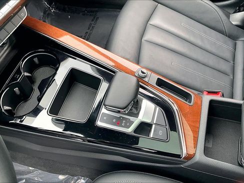 Used 2023 Audi A4 2.0T Premium image 18