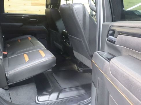 Used 2025 GMC Sierra 2500 AT4 image 73