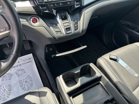Certified 2024 Honda Odyssey EX-L image 24