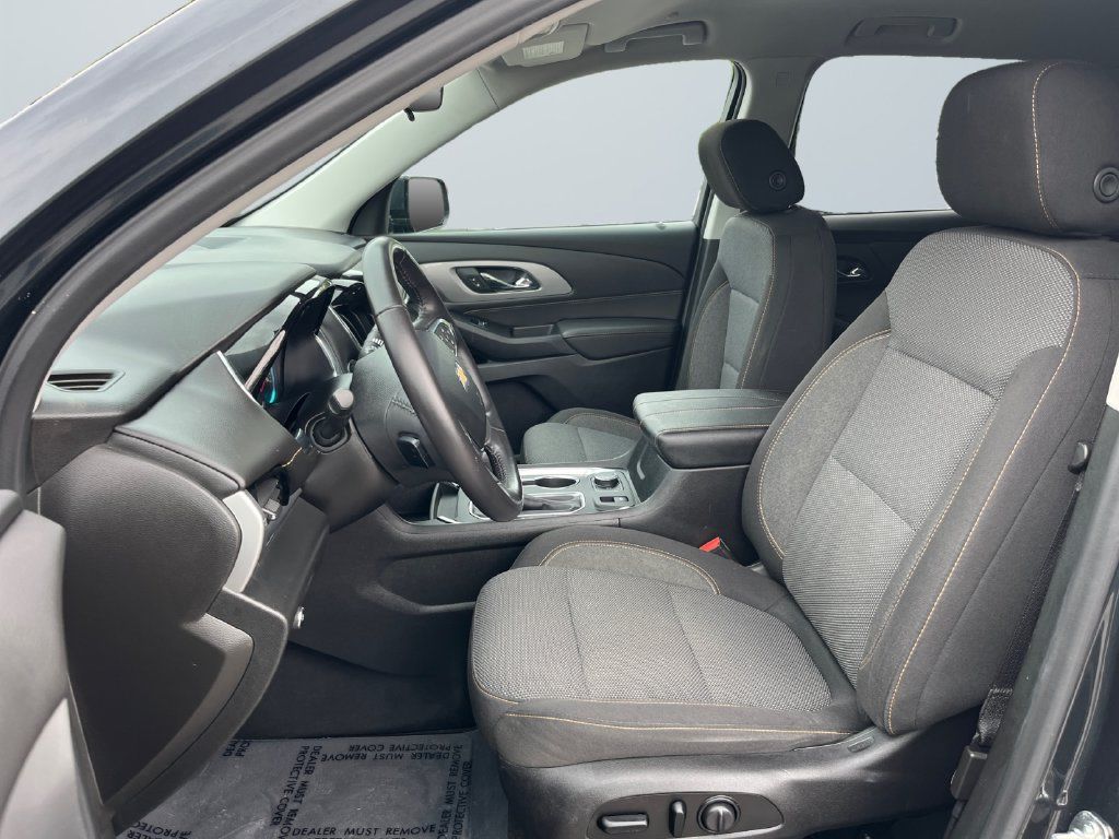 Used 2019 Chevrolet Traverse LT AWD/4WD image 9