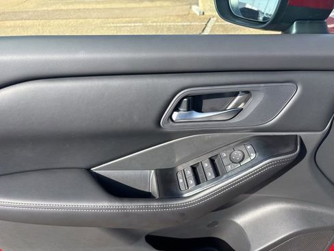 New 2026 Nissan Rogue SV image 11