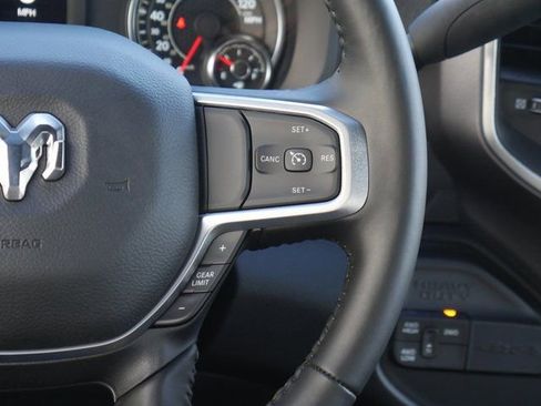 Used 2024 RAM 2500 Big Horn w/ Night Edition AWD/4WD image 15
