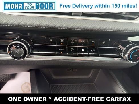 Used 2025 Chevrolet Equinox LT w/ Safety and Technology Package image 20