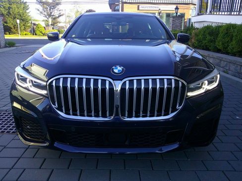 Used 2021 BMW 750i xDrive w/ Luxury Rear Seating Package AWD/4WD image 96
