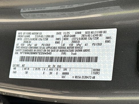 New 2026 Ford F250 Lariat w/ Black Appearance Package image 21