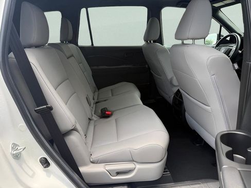 Certified 2022 Honda Passport EX-L image 11