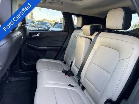 Used 2022 Ford Escape Titanium w/ Class II Trailer Tow Package image 17
