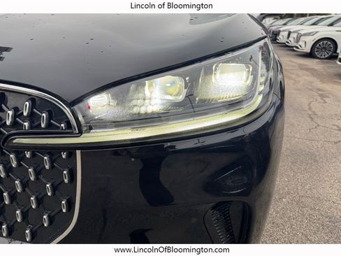 Certified 2025 Lincoln Aviator Reserve w/ Equipment Group 201A image 12