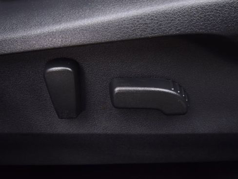 Used 2024 Subaru Outback Limited image 30