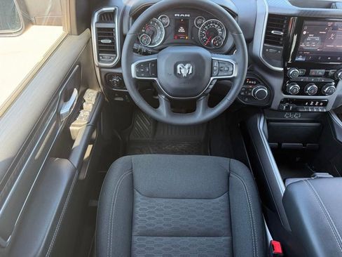 Used 2025 RAM 1500 Big Horn AWD/4WD image 8