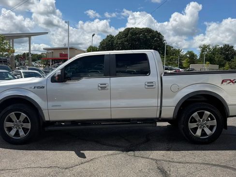 Used 2014 Ford F150 FX4 w/ Equipment Group 402A Luxury AWD/4WD image 2
