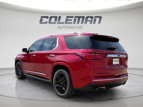 Used 2022 Chevrolet Traverse High Country image 3
