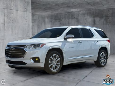 Certified 2021 Chevrolet Traverse Premier w/ LPO, Cargo Package FWD image 2
