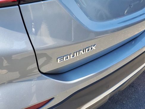 Used 2024 Chevrolet Equinox LT w/ LPO, Floor Liner Package FWD image 6