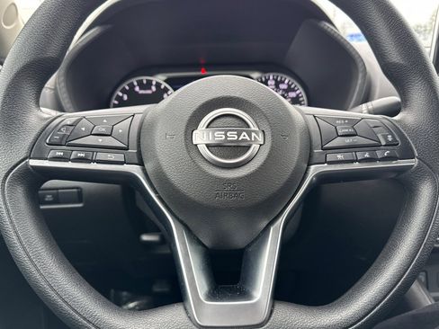 Used 2024 Nissan Sentra SV image 16