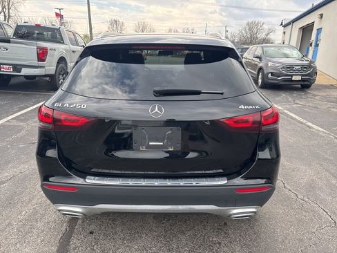 Used 2021 Mercedes-Benz GLA 250 4MATIC image 10