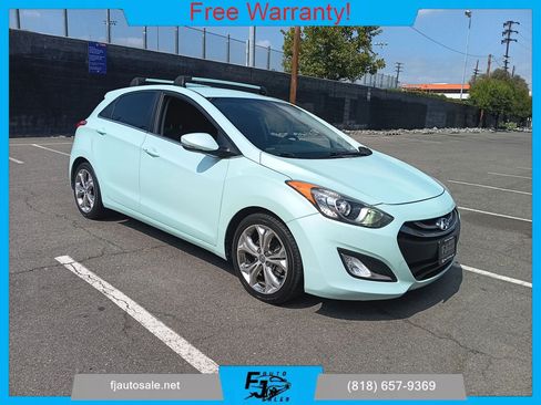 Used 2015 Hyundai Elantra GT w/ Option Group 02 FWD image 1