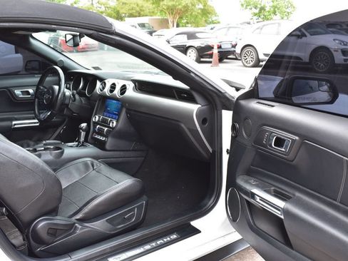 Used 2020 Ford Mustang Premium RWD image 18