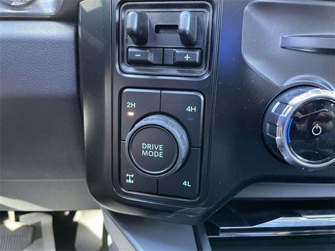 New 2026 Ford F250 Lariat w/ Black Appearance Package image 23