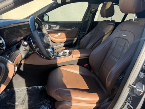 Used 2018 Mercedes-Benz E 63 AMG S image 19