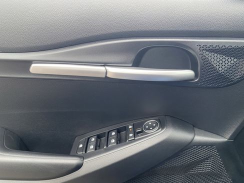 New 2026 Kia Seltos LX FWD image 20