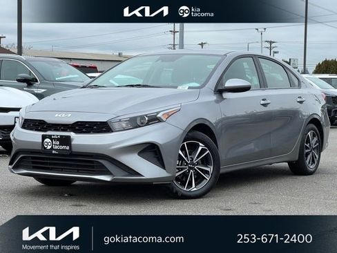 Certified 2024 Kia Forte LXS image 1