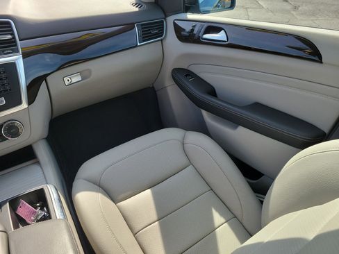 Used 2015 Mercedes-Benz ML 350 4MATIC image 19