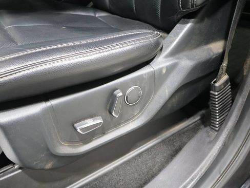 Used 2018 Ford F150 Lariat AWD/4WD image 10