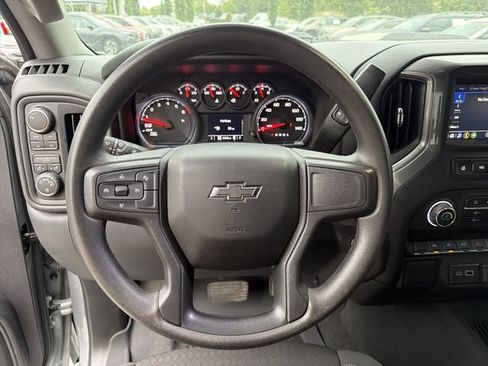Used 2025 Chevrolet Silverado 1500 Custom Trail Boss AWD/4WD image 19