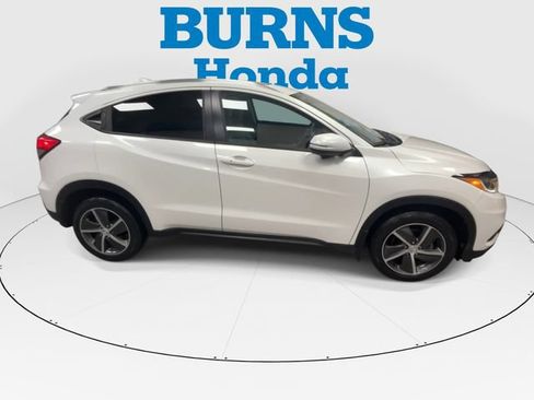 Certified 2021 Honda HR-V EX image 3