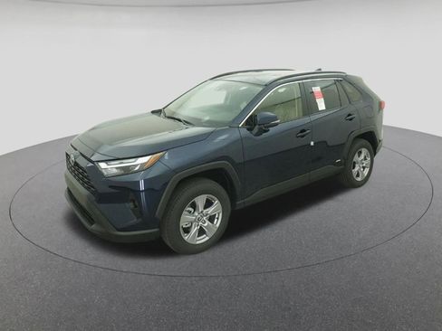 New 2025 Toyota RAV4 XLE image 1