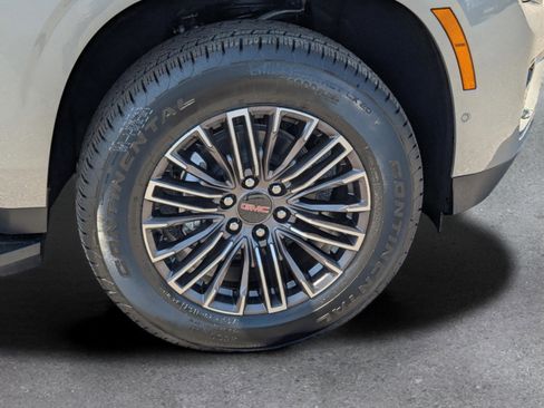 New 2026 GMC Yukon XL Elevation w/ LPO, Floor Liner Package image 6