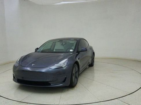 Used 2023 Tesla Model 3 Standard Range RWD image 62