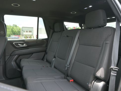 Used 2023 Chevrolet Tahoe LS RWD image 11