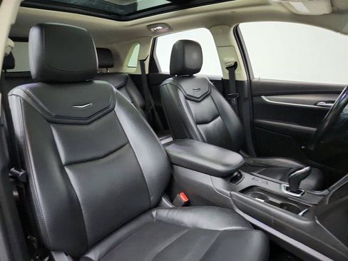 Used 2019 Cadillac XT5 Luxury FWD image 27