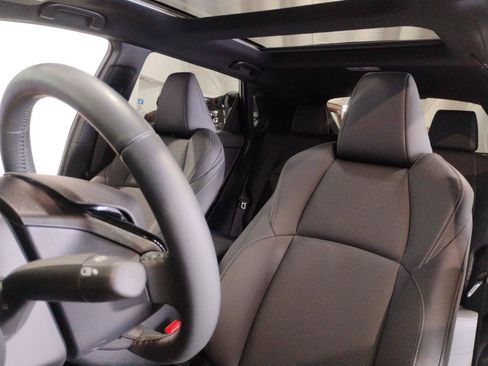 Used 2024 Toyota bZ4X FWD image 46