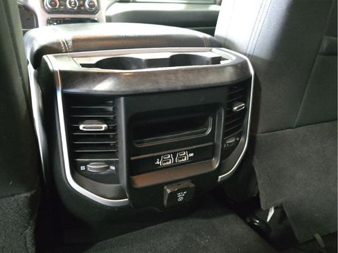Used 2020 RAM 3500 Big Horn w/ Level 2 Equipment Group AWD/4WD image 19