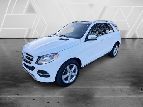Used 2017 Mercedes-Benz GLE 350 image 2