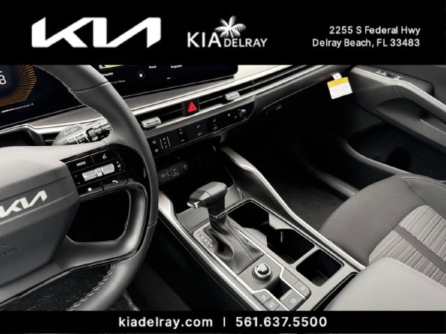 New 2026 Kia Sorento LX FWD image 23