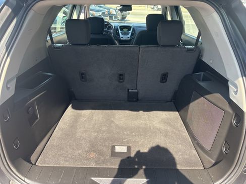 Used 2017 Chevrolet Equinox LS FWD image 15