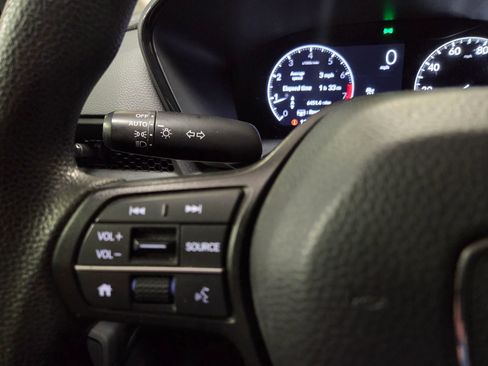 Used 2023 Honda CR-V LX image 22