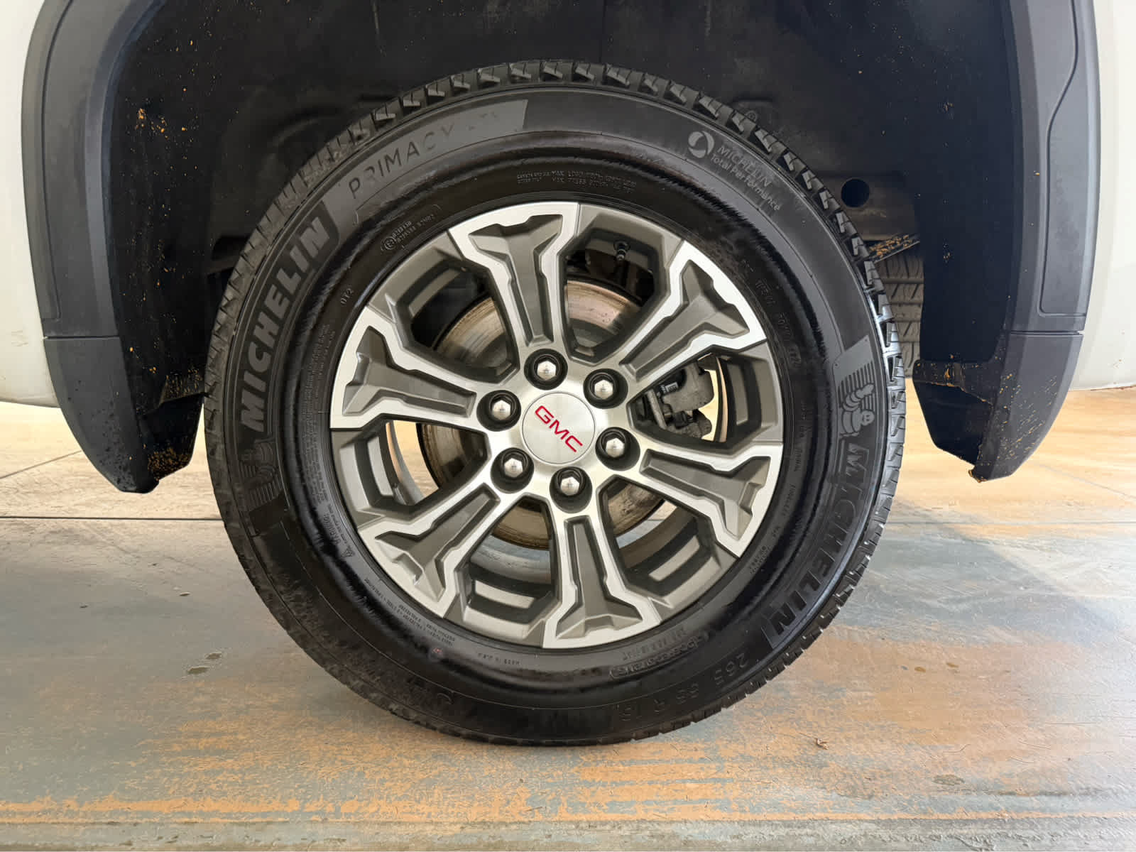 Used 2025 GMC Sierra 1500 SLT AWD/4WD image 10