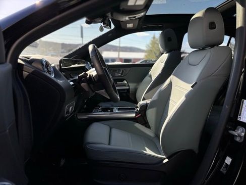 Used 2026 Mercedes-Benz GLA 250 4MATIC image 15