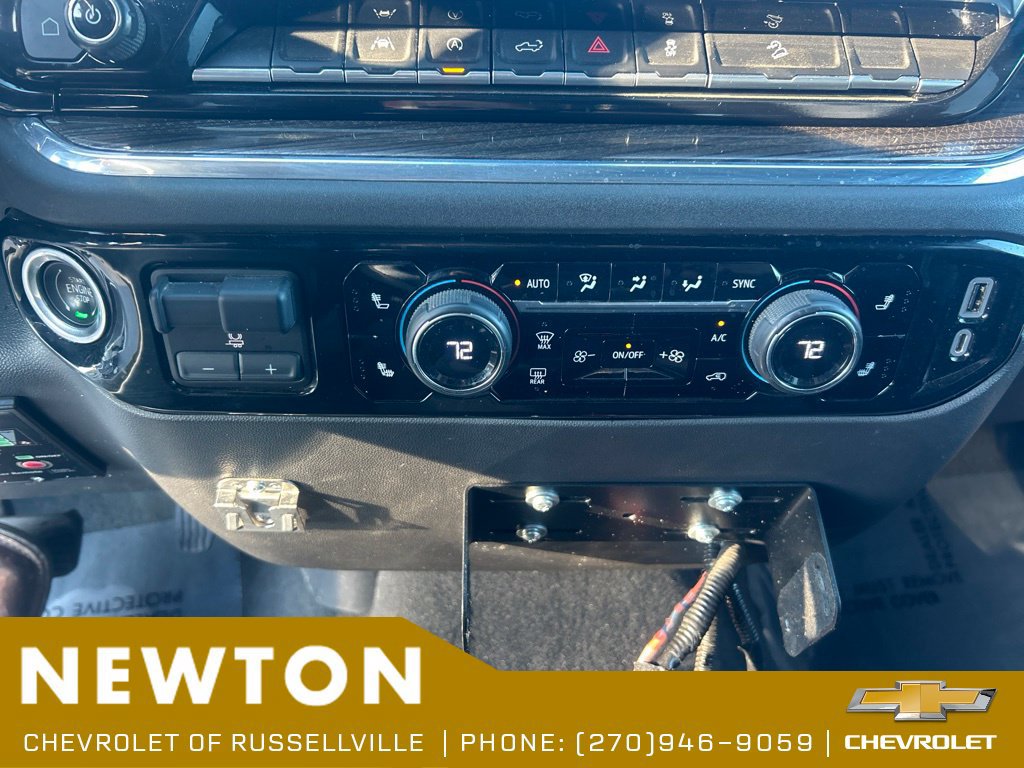 Used 2023 Chevrolet Silverado 1500 LT AWD/4WD image 12