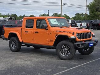 New 2025 Jeep Gladiator Mojave video 2